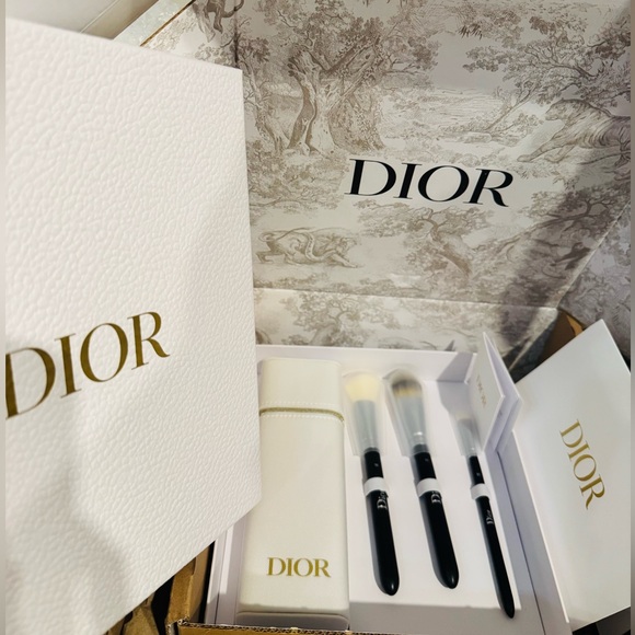 Dior Other - Dior Luxurious Brush Trio with Elegant Case, Gift box, envelope 100% Authentic